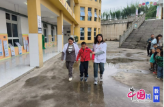 <b>宜宾江安连天小学开展2025年春期食物平安应急练</b>
